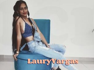 LauryVargas Chatte Rasée