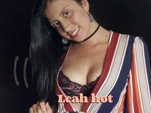 Leah_hot