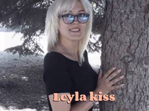 Leyla_kiss
