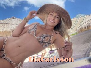 LiaCarlsson Chatte Rasée