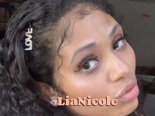 LiaNicole Chatte Rasée