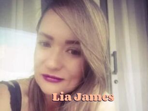 Lia_James Chatte Rasée