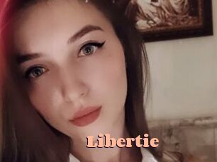 Libertie Chatte Rasée
