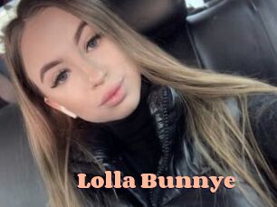 Lolla_Bunnye