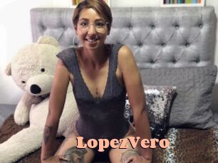 LopezVero Chatte Rasée