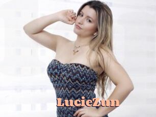 LucieZun Chatte Rasée