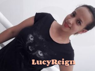 LucyReign Chatte Rasée