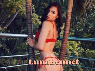 LunaBennet Chatte Rasée