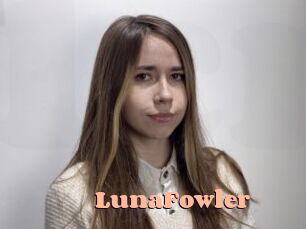 LunaFowler Chatte Rasée