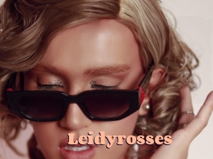 leidyrosses Chatte Rasée