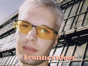 Leonnextdoor