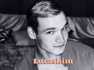 lucaskim Chatte Rasée