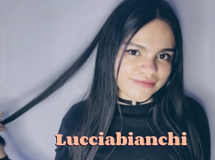 lucciabianchi Chatte Rasée