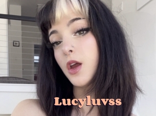 lucyluvss Chatte Rasée