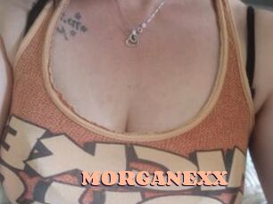 MORGANEXX Chatte Rasée