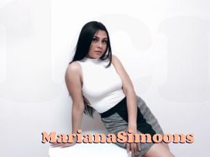 MarianaSimoons Chatte Rasée