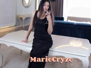 MarieCryze Chatte Rasée