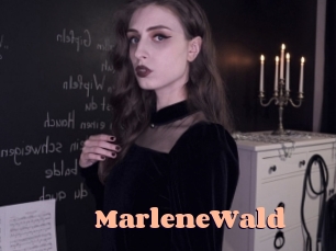 MarleneWald Chatte Rasée