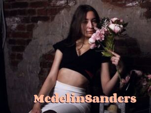 MedelinSanders Chatte Rasée