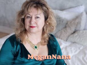 MeganNana Chatte Rasée