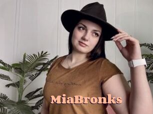 MiaBronks