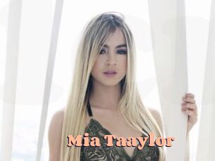 Mia_Taaylor
