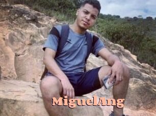 MiguelAng Chatte Rasée