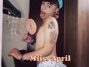 Miiss_April