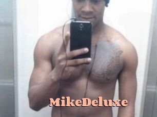 Mike_Deluxe Chatte Rasée