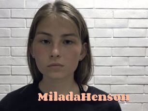 MiladaHenson Chatte Rasée