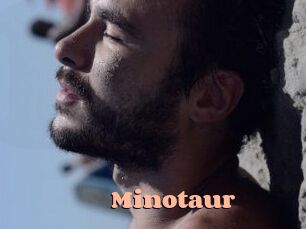 Minotaur Chatte Rasée