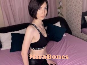 MiraBones Chatte Rasée
