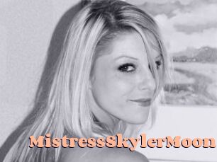 MistressSkylerMoon