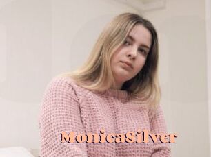 MonicaSilver Chatte Rasée