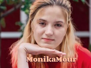 MonikaMour