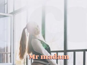 Mr_madam Chatte Rasée