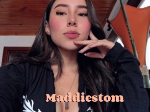 maddiestom Chatte Rasée