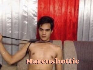 marcushottie Chatte Rasée