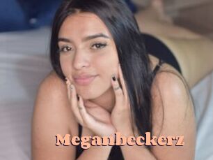 meganbeckerz Chatte Rasée