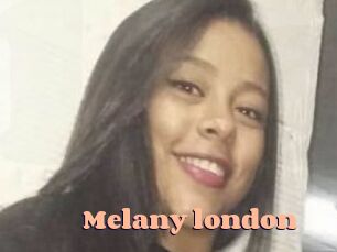 melany_london Chatte Rasée