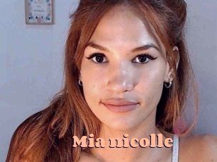 mia_nicolle Chatte Rasée