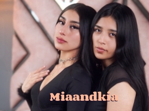 miaandkia Chatte Rasée