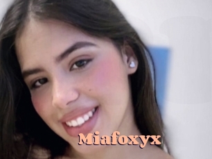 Miafoxyx