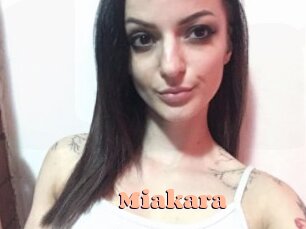 miakara Chatte Rasée
