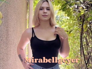 mirabellgeyer Chatte Rasée