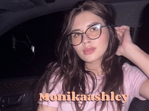 monikaashley Chatte Rasée