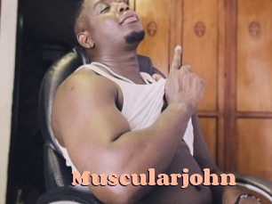 muscularjohn Chatte Rasée