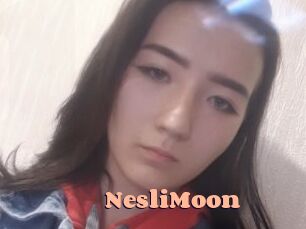 NesliMoon Chatte Rasée