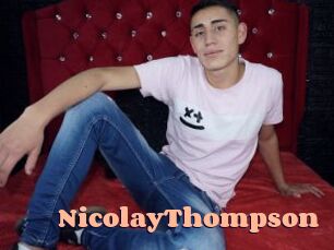 NicolayThompson Chatte Rasée