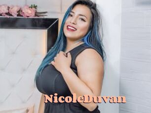 NicoleDuvan Chatte Rasée
